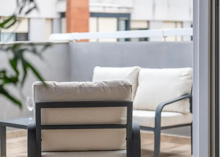Spacious Penthouse With Private Terrace