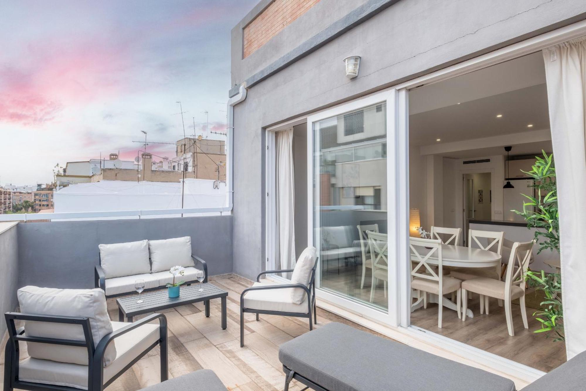 Appartement Spacious Penthouse With Private Terrace *